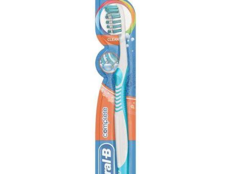 Oral B Complete Clean 35 Medium Hot on Sale