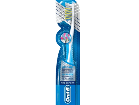 Oral B Pro Expert CrossAction Superior Clean Toothbrush Medium Online