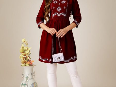 Malishka Women s Embroidered A-Line Maroon Tunic Sale